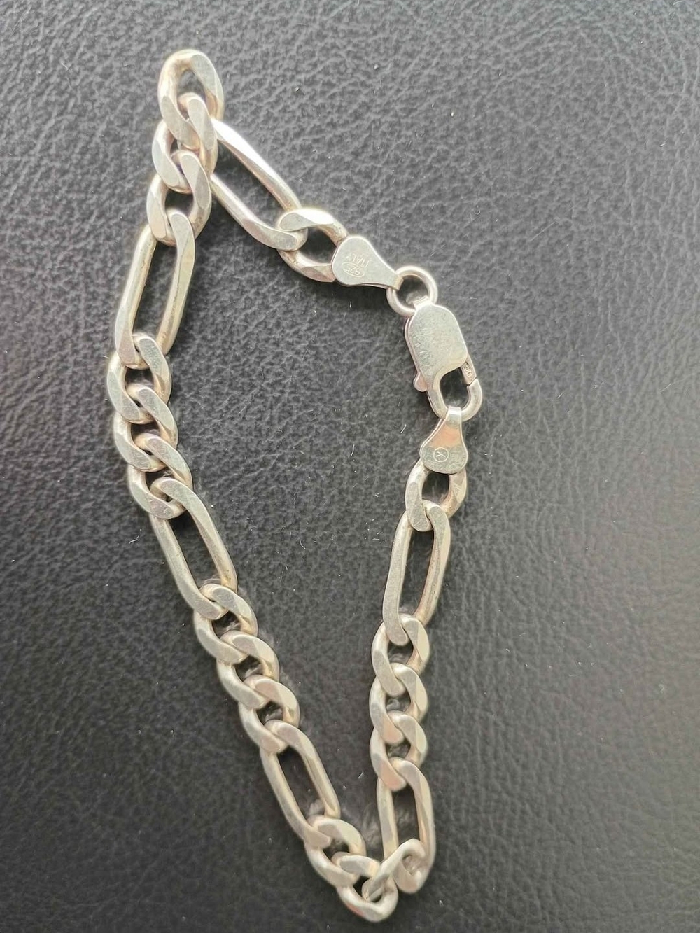Sterling Figaro Chain Bracelet in Silver